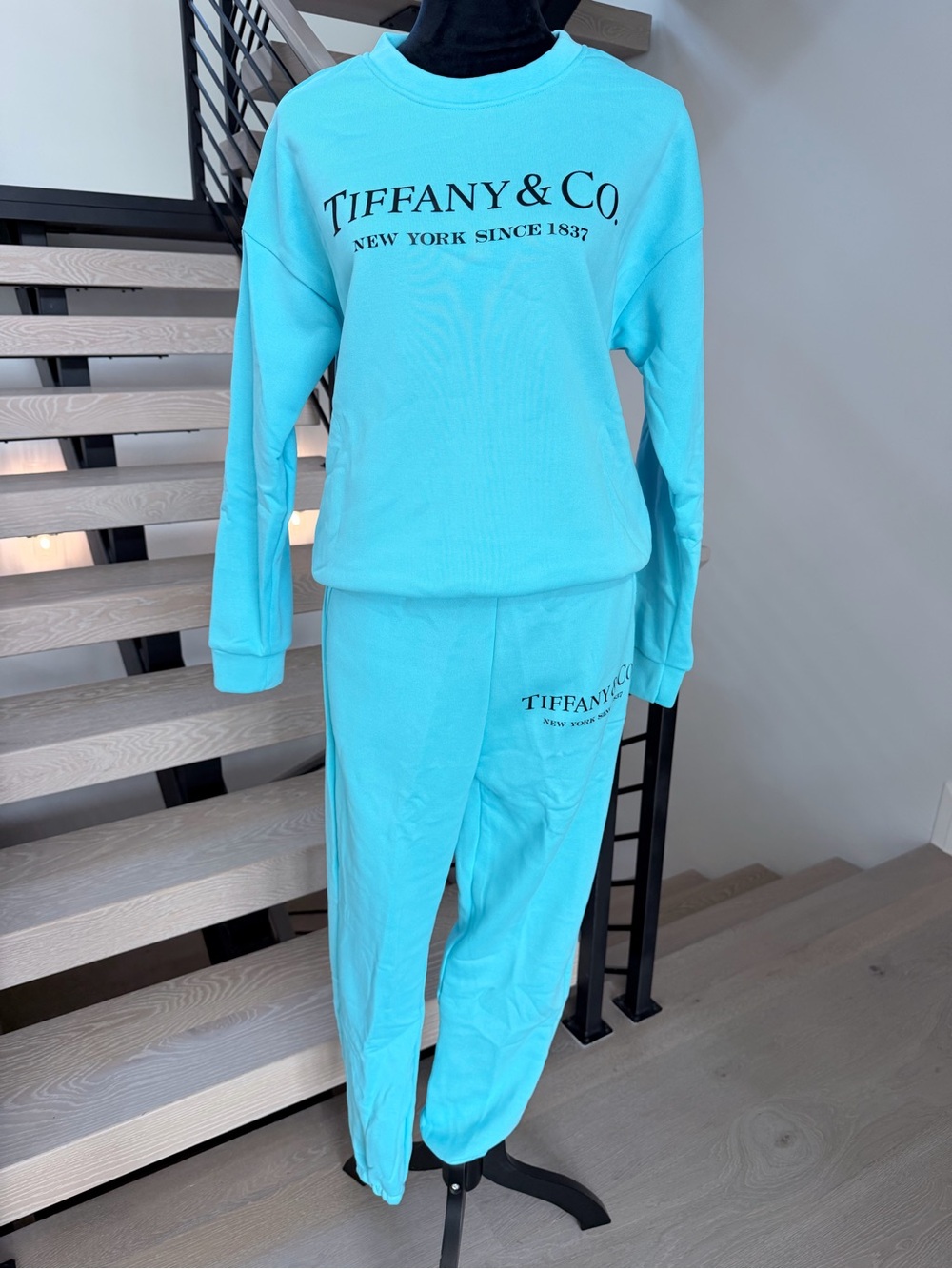 Tiffany & Co. Turquoise Tracksuit Matching Set size M - Picture 6 of 13